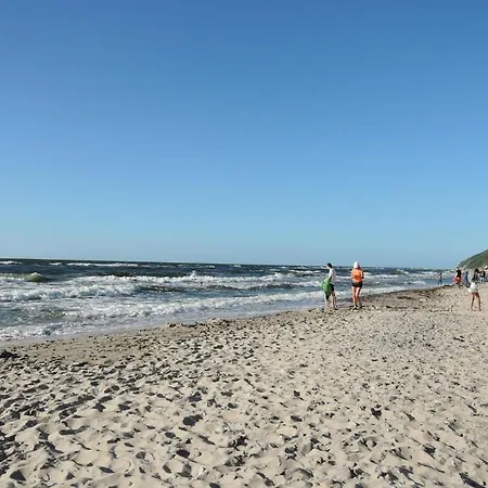 公寓 Apartment, Rewal